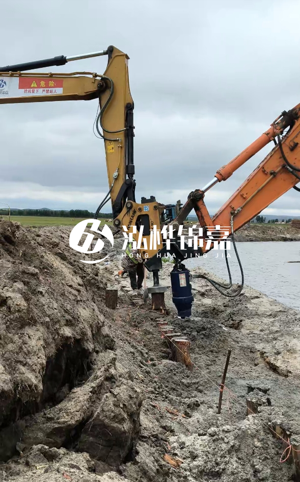 包頭挖機打木樁專業(yè)施工-打4米松木樁怎么計價？