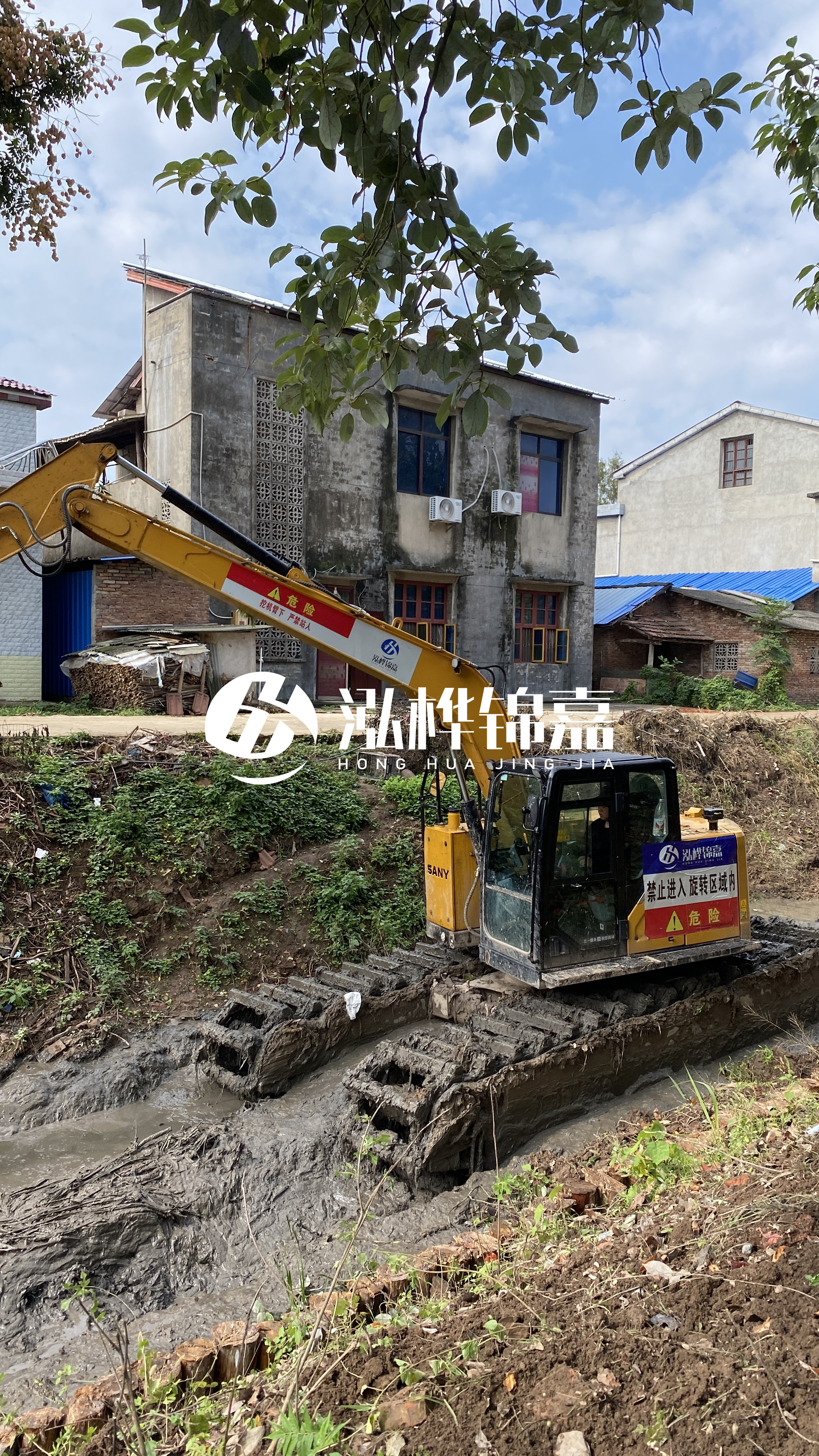 青島河道清淤專業(yè)施工-清淤是按米還是按方量計價？