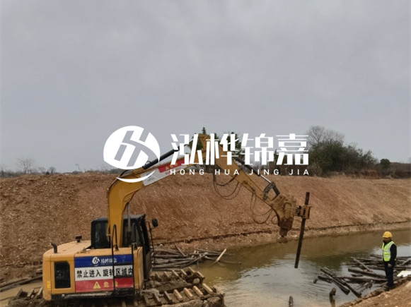 為什么要進行河道護坡？堤壩加固木樁的作用？