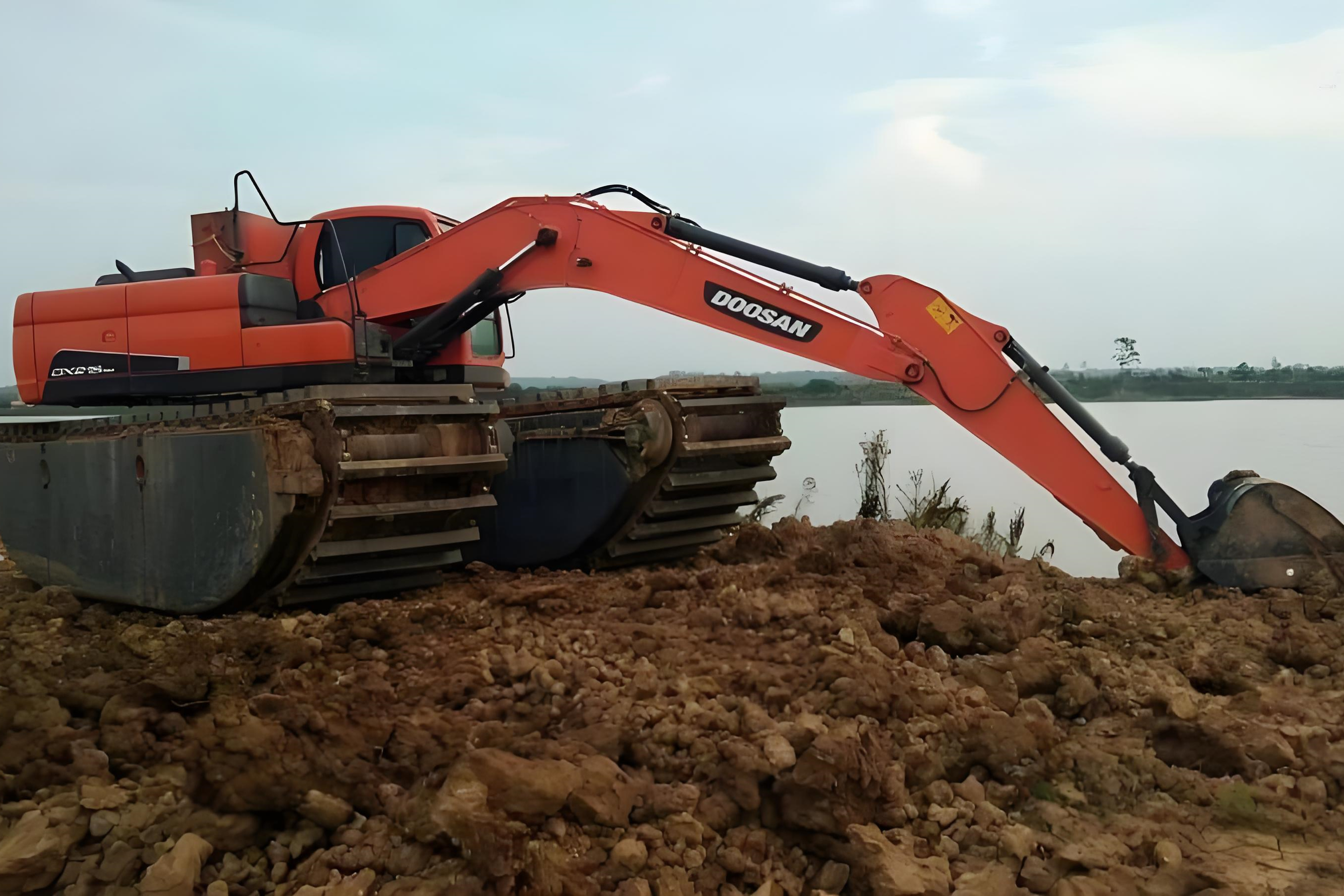 武漢水挖清淤團隊泓樺錦嘉-水庫清淤一立方米的價格是多少？?