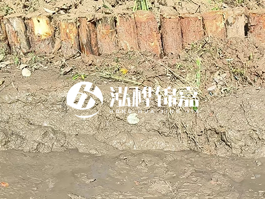 松木樁施工隊(duì)泓樺錦嘉 -?松木樁的種類有哪些？